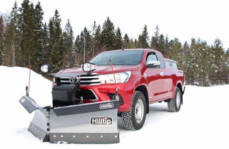 Отвал Hilltip Snow Striker V-Plow для Toyota Hilux